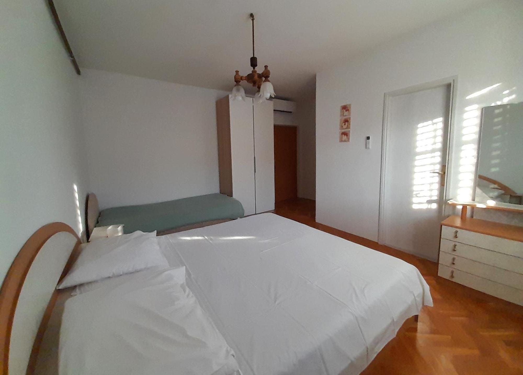 Rooms Biserka Baška Pokój zdjęcie