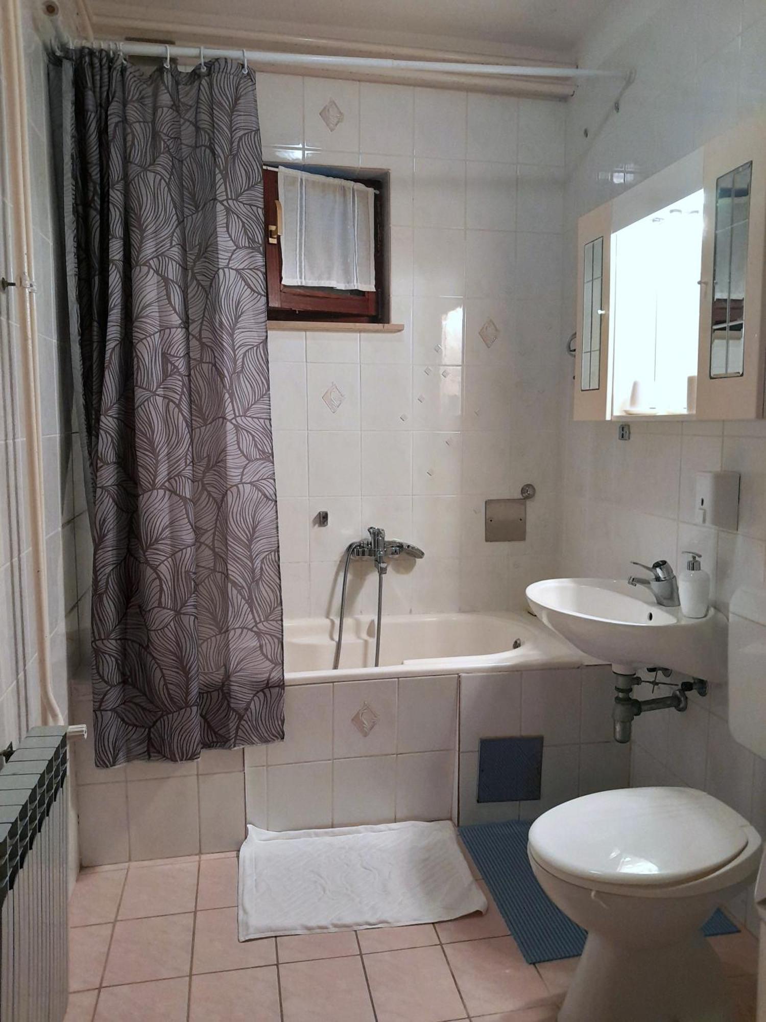 Rooms Biserka Baška Pokój zdjęcie